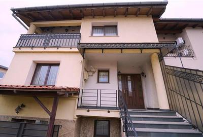 Casă cu 4 camere cu Teren 200 Mp în Iosia - 1