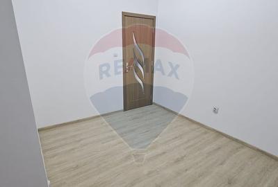 Spațiu de birouri 11 mp, ULTRACENTRAL, str. Mihai Viteazu, nr. 1 - 4