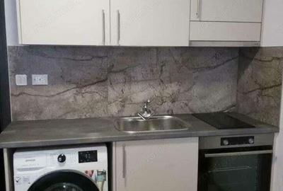 Garsoniera de inchirat in zona Tractorul - 2