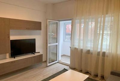 Apartament cu 3 camere semidecomandat, mobilat în Moșilor - 1