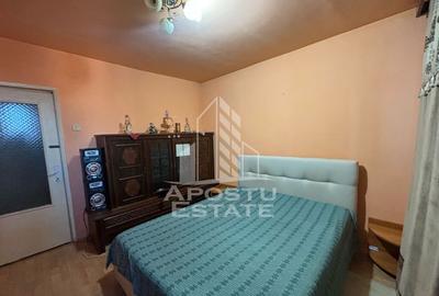 Apartament decomandat cu 3 camere, zona Dambovita - 1