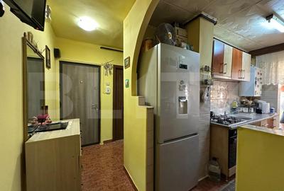 Apartament de vanzare 2 camere decomandat, zona Centrala Sacele - 2