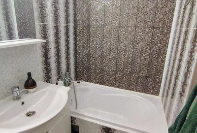 Apartament cu 3 camere semidecomandat în Central - 5