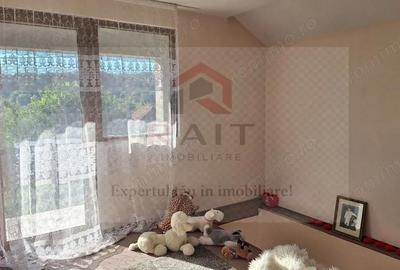 Casă cu 4 camere cu Canalizare în Corbeni - 11
