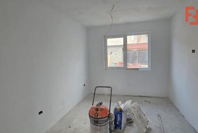 Duplex cu 4 camere cu Canalizare în Moșnița Nouă - 6