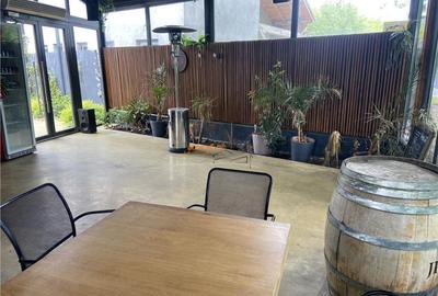 Spatiu comercial situat in zona sat Petresti , actual restau - 3