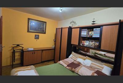 Apartament 4 camere zona Circumvalatiunii- etaj 1 - 7