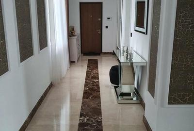 Apartament cu 4 camere decomandat în Central - 1