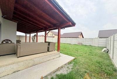 Casă individuală cu 4 camere cu Canalizare în Sântandrei - 3