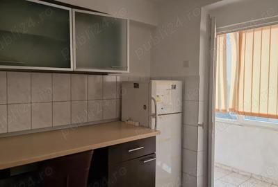 Inchiriez apartament 3 camere Centru 300 euro Inchiriez apartament 3 camere Centru 300 euro - 3