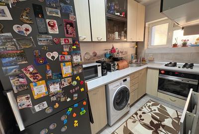 Apartament cu 3 camere decomandat în Giurgiului - 14