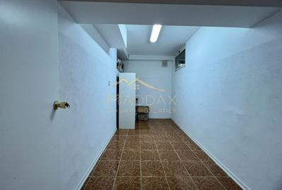 Apartament cu 6 camere decomandat, mobilat în Capitale - 38