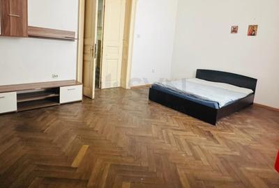 Casă cu 4 camere cu Canalizare în Dacia