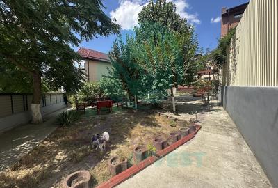 Casă individuală cu 11 camere cu Canalizare în Dristor - 9