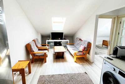 Apartament cu 3 camere semidecomandat în Exterior Vest