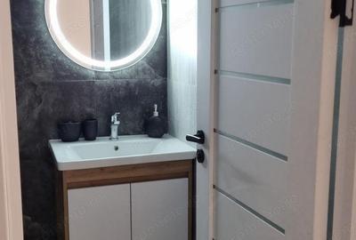 De vanzare apartament cu 2 camere in zona Aparatorii Patriei - 7