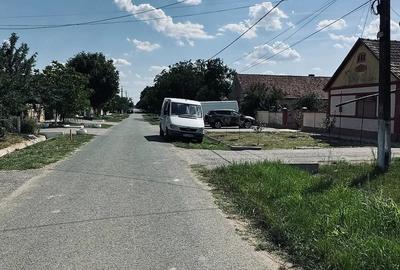 Teren de 1493 mp, în Central - 4