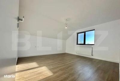 Casă cu 4 camere decomandat în Valea