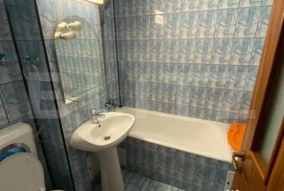 Apartament cu 3 camere semidecomandat în Gojdu - 1