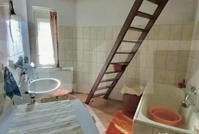 Casă cu 1 camere cu Teren 288 Mp în Titulescu - 2