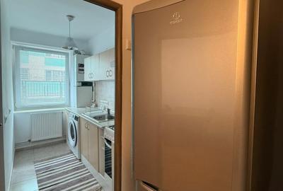 Apartament cu 2 camere decomandat în P-ța Mihai Viteazul - 2