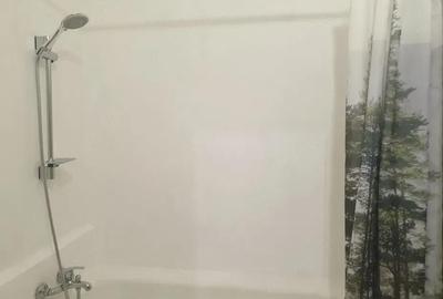 Apartament cu 2 camere decomandat în Spitalul Județean