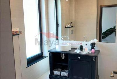 Casă cu 4 camere cu Teren 337 Mp în Central - 9