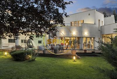 Casă individuală cu 6 camere cu Piscina în Iancu Nicolae