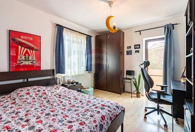 Casă cu 5 camere cu Teren 1097 Mp în Mogoșoaia - 21