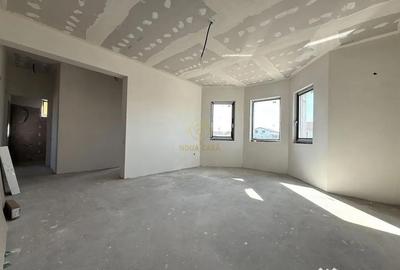 Casă cu 4 camere cu Teren 650 Mp în Mărtinești - 1