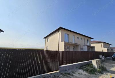 Casă cu Teren 290 Mp în Central