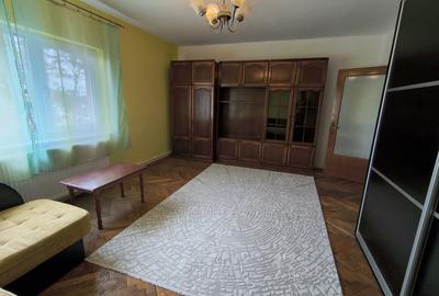 I C Bratianu  sr uri- apartament 3 camere decomandat - 4