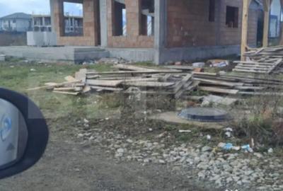 Casă cu 4 camere cu Canalizare în Cristian - 2