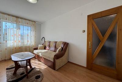 Astra, zona str. Liviu Cornel Babes, de inchiriat apartament cu 3 camere - 2