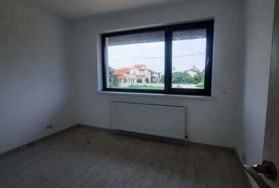 Casă cu 4 camere în Mogoșoaia - 4