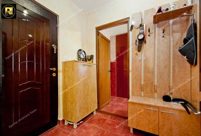 De vanzare 4 camere Micro 20 sup.66mp 2 balcoane renovat si mobilat - 8