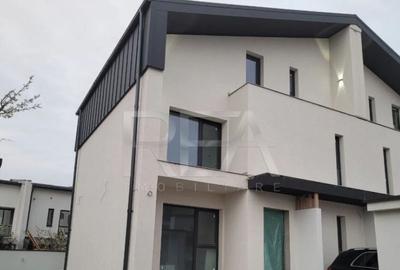 Casă cu 5 camere cu Canalizare în Central