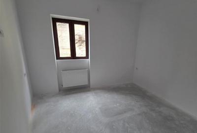 Garsonieră decomandată în Central - 1