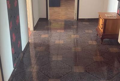 Apartament cu 2 camere decomandat în Central - 1