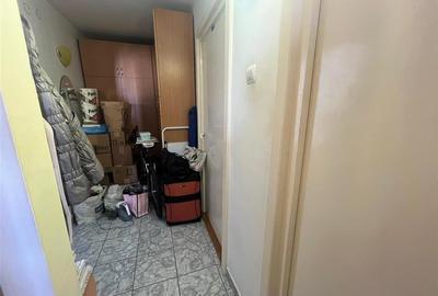 Apartament 3 camere decomandat pivnita zona Vasile Aaron - 5