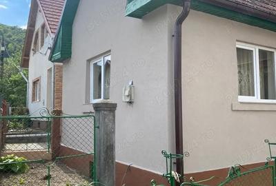 Casă cu 3 camere în Moldovenești - 2