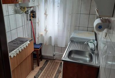2 camere de inchiriat in micro 19 - 2