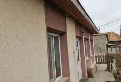 Teren 1.447 mp cu casa 5 camere - Ovidiu - 210.000 euro negociabil(Cod E1) - 4