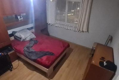 Vindem apartament 3 camere Salonta - 1