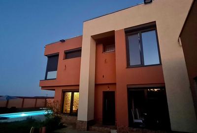 Casă cu Teren 700 Mp în Central - 4