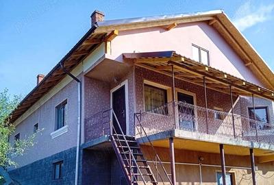 Casa 4 Camere, P+1 si Teren Aferent - 3