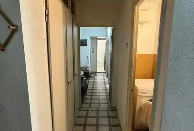 Apartament cu 3 camere decomandat în Central - 1