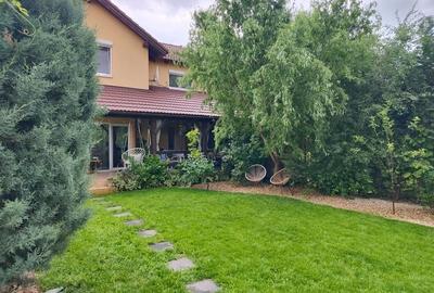 Casă cu 3 camere în Central