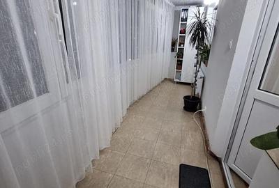 Apartament cu 3 camere decomandat în Ostroveni - 3
