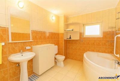 Resedinta cu atmosfera familiara,peisaj imersiv,amplasare premium,Zarnesti,Brasov - 6